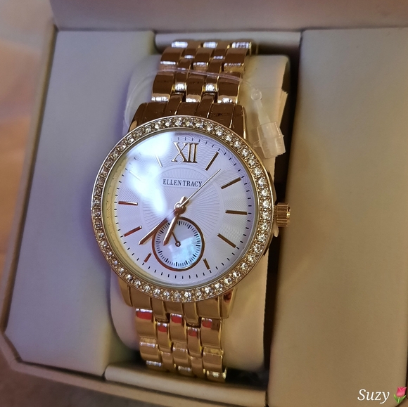 ELLEN TRACY Rhinestone Golden Watch - Picture 6 of 6
